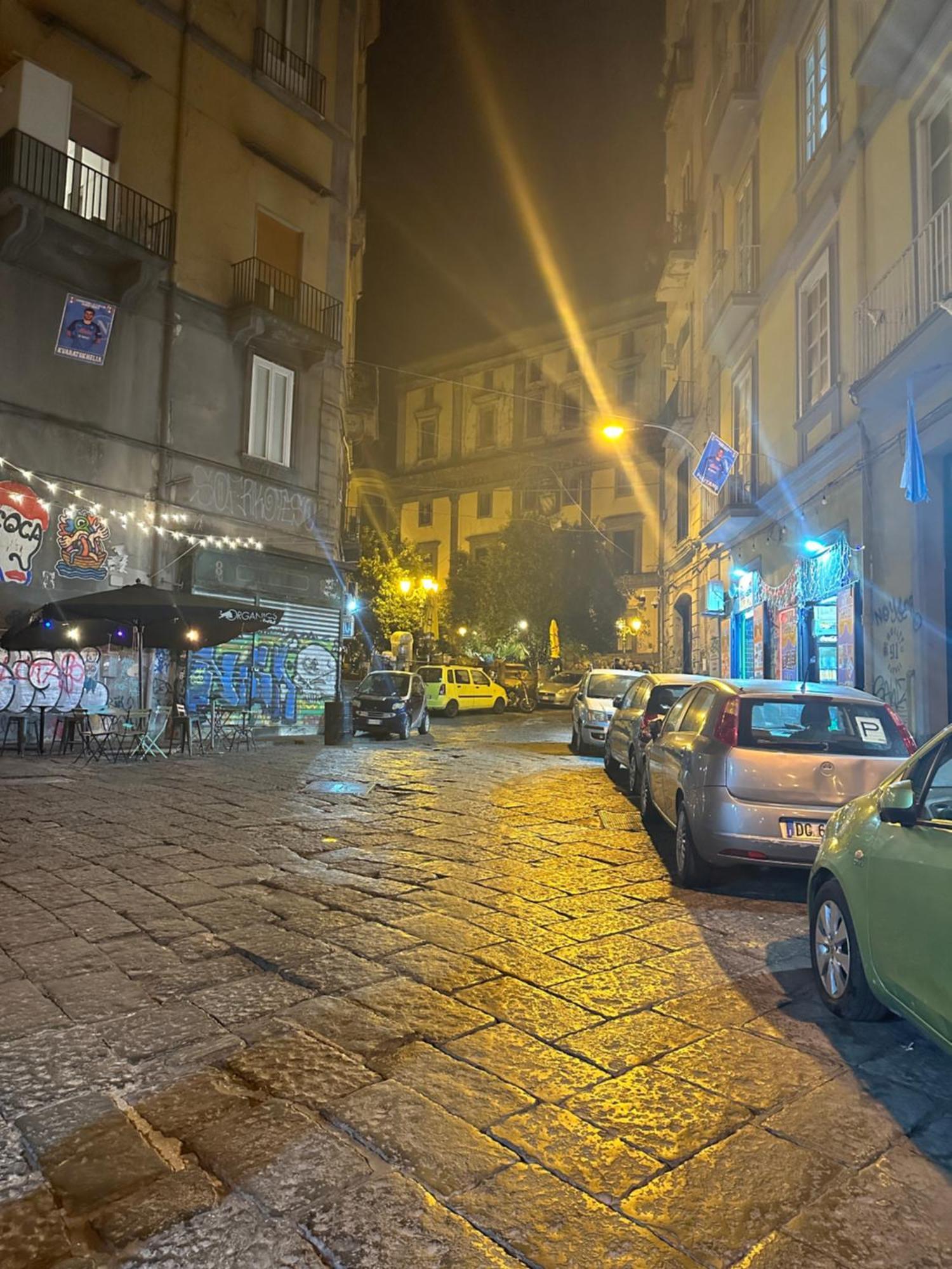 Naples To Stay Bagian luar foto